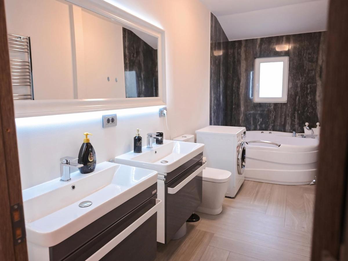スチャヴァ Ase Premium Houseヴィラ エクステリア 写真